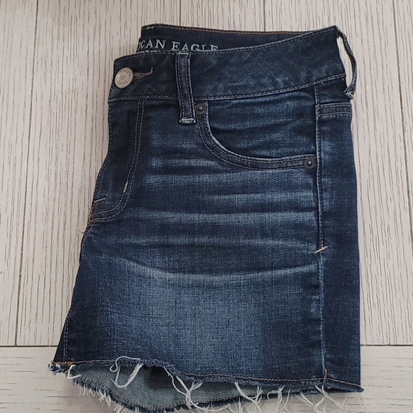 American Eagle shorts - Picture 3 of 3